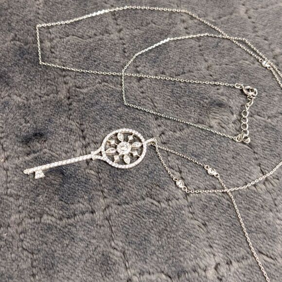 Beautiful Clear Crystal Key Pendant/Necklace Rhodium Plated by Nordstrom - Picture 4 of 15